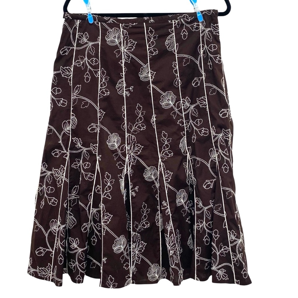 JM Collection Chocolate Brown White Floral Embroidered Skirt - Like New - 8